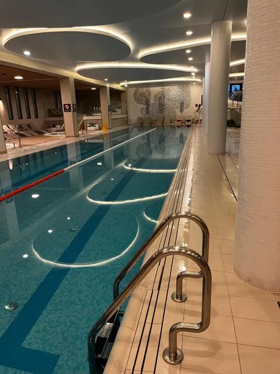 Hallenschwimmbad im Wellnessbereich Polanki Aqua